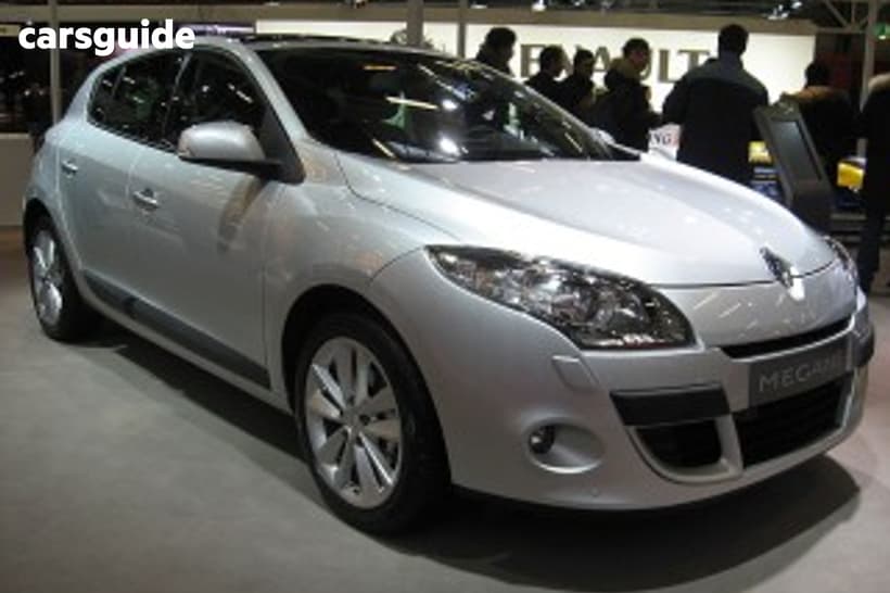 Green 2015 Renault Megane Hatchback Dynamique