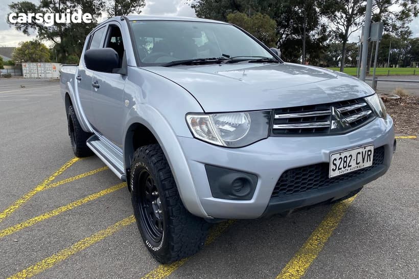 Silver 2015 Mitsubishi Triton Double Cab Utility Glx (4X4)
