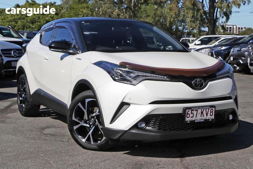 White 2017 Toyota C-HR Wagon Koba (2Wd)