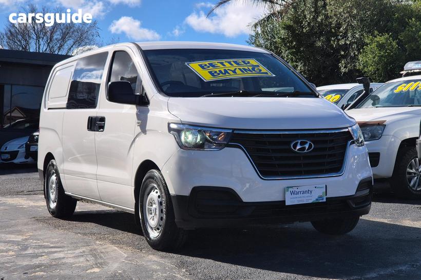 White 2021 Hyundai Iload Crew Van 6S Liftback