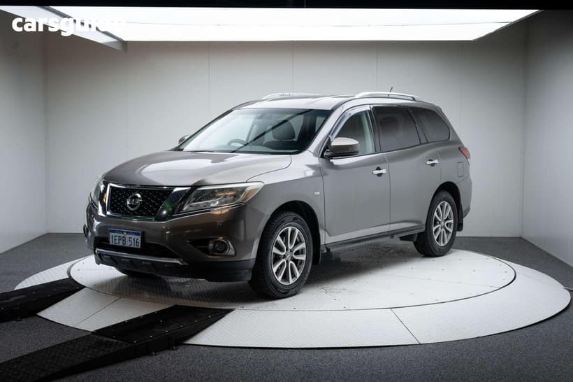 Brown 2014 Nissan Pathfinder Wagon St (4X2)