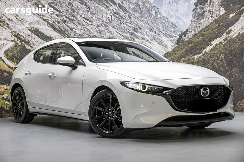 White 2020 Mazda 3 Hatchback G25 Astina