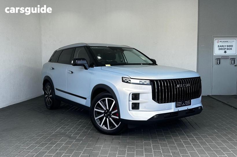 Silver 2025 Jaecoo J7 Wagon Ridge