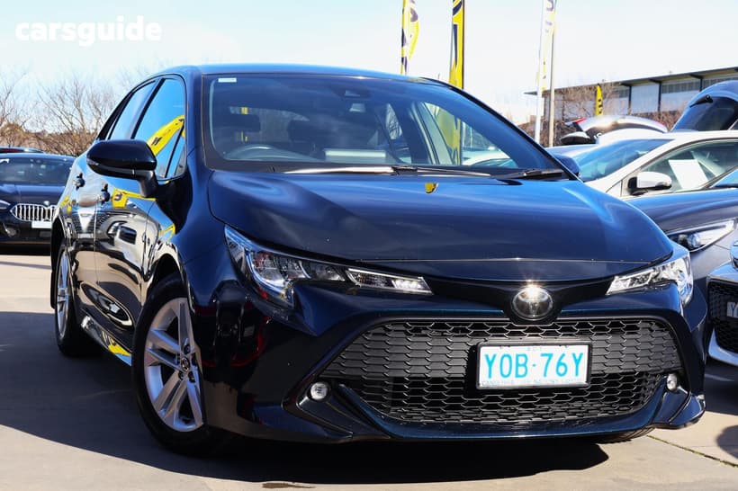 Blue 2018 Toyota Corolla Hatchback Sx