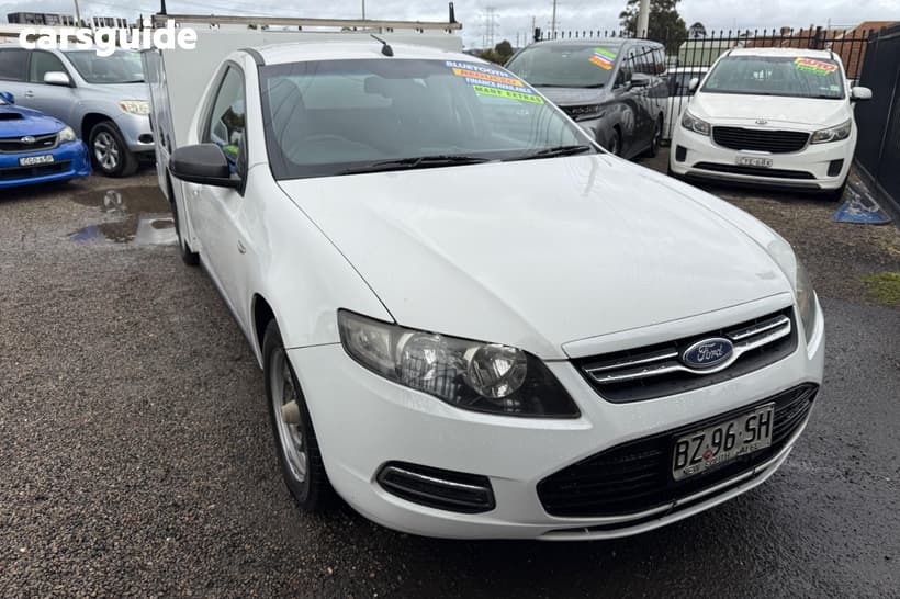 White 2014 Ford Falcon Ute Tray FG MKII ECOLPI CAB CHASSIS SUPER CAB 2DR SPTS AUTO 6SP 1142KG 4.0GI (FLOOR)
