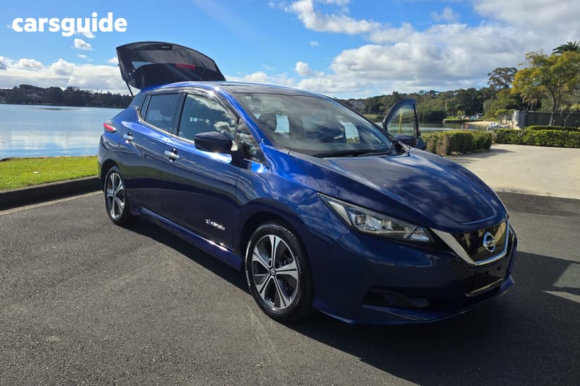 Blue 2019 Nissan Leaf Hatchback G (Electric)