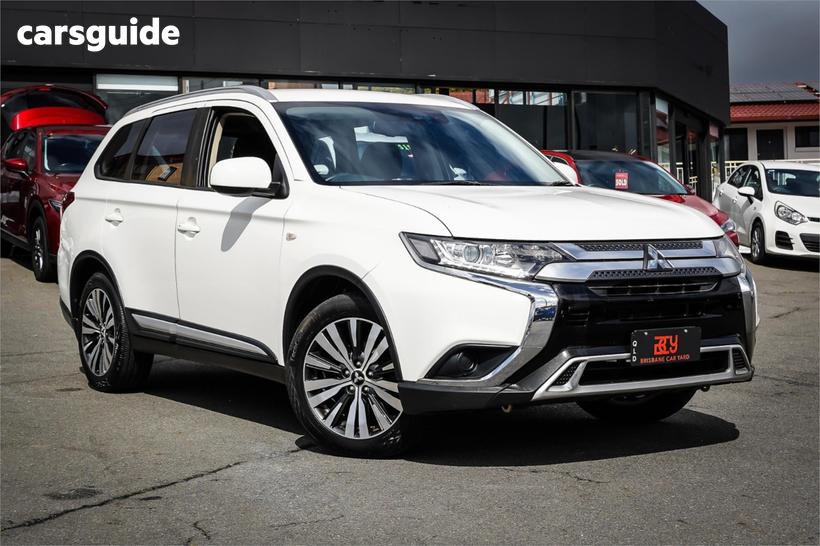 White 2018 Mitsubishi Outlander Wagon Es Adas 5 Seat (2Wd)