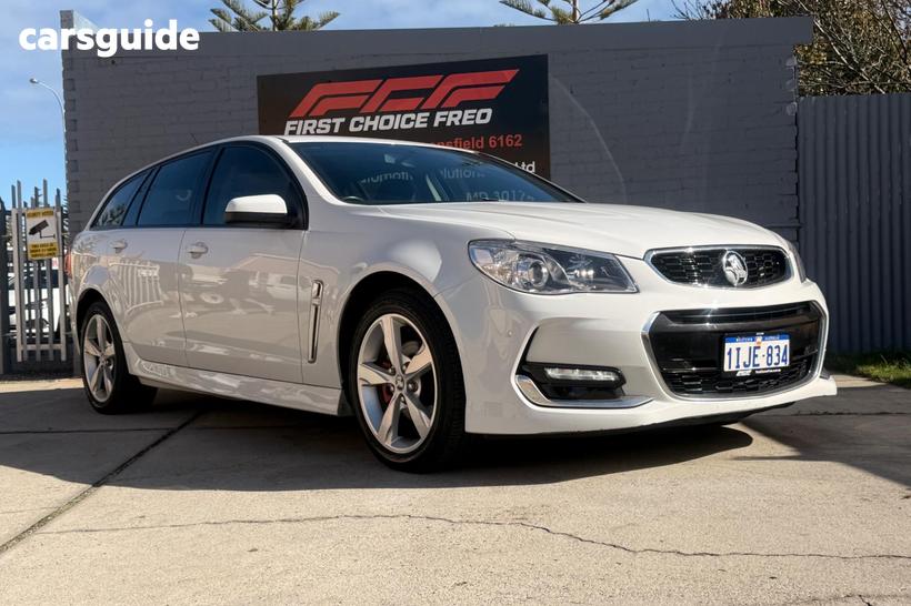 White 2015 Holden Commodore Sportswagon Sv6