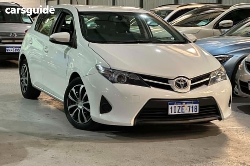 White 2014 Toyota Corolla Hatchback Ascent