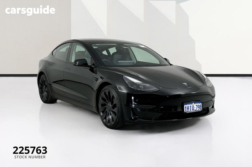 Black 2021 Tesla Model 3 Sedan Performance
