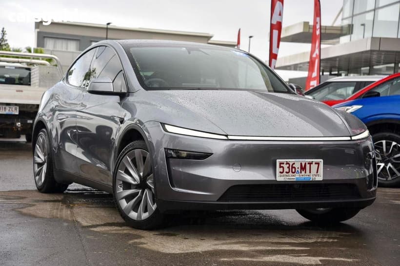 Silver 2025 Tesla Model Y Wagon Long Range