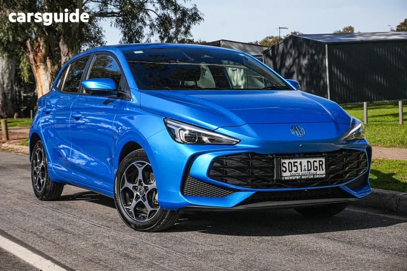 Blue 2025 MG MG3 Hatchback Essence Hybrid+