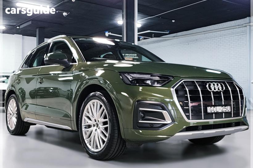 Green 2024 Audi Q5 Wagon 35 Tdi Mhev