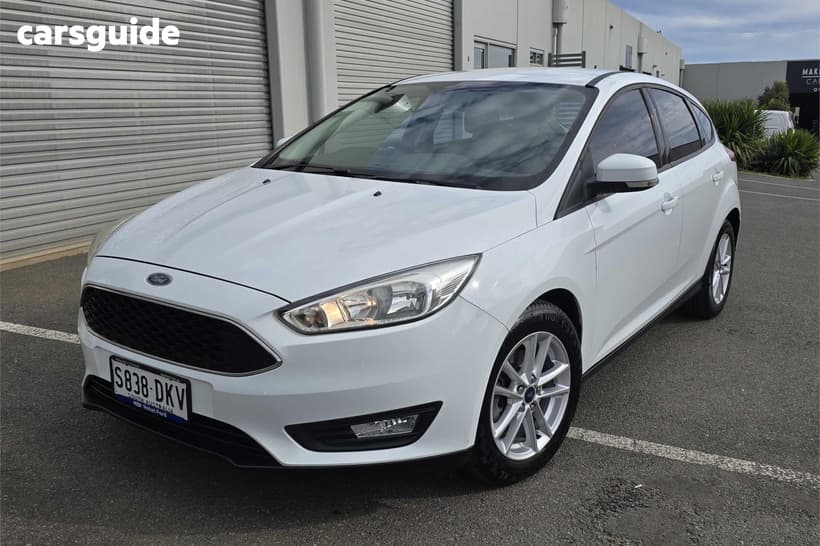 White 2015 Ford Focus Hatchback Trend