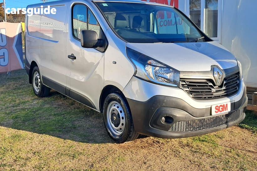 Silver 2019 Renault Trafic Van Swb (85Kw)