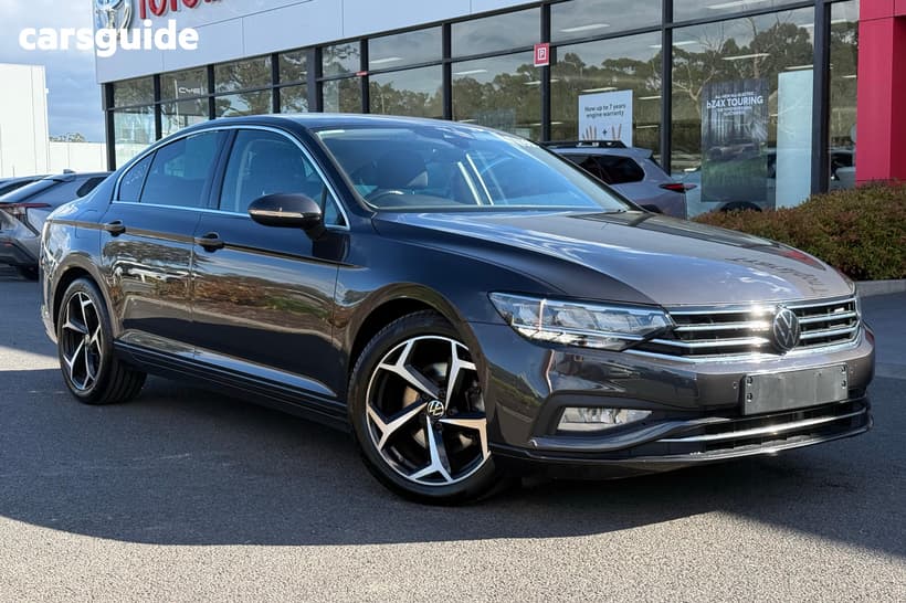Grey 2022 Volkswagen Passat Sedan 140Tsi Business
