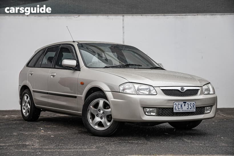 Green 1998 Mazda 323 Hatchback Astina