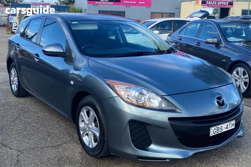 Grey 2012 Mazda 3 Hatchback Neo