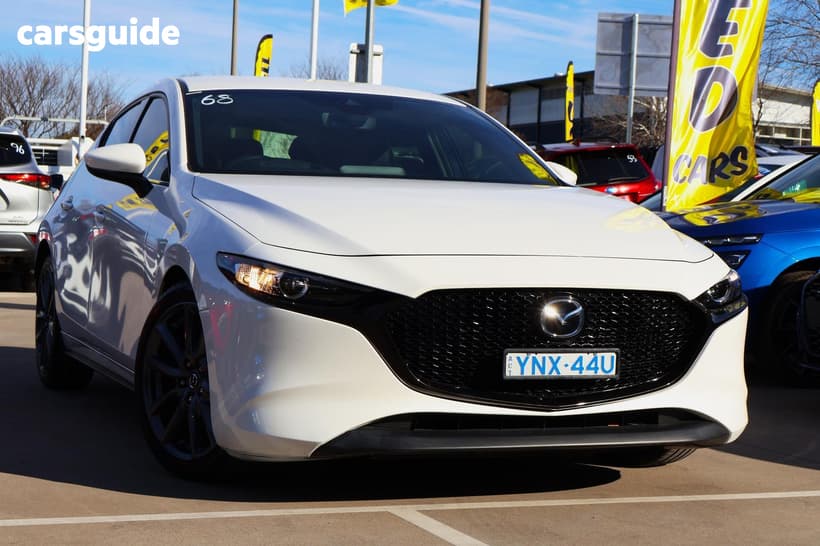 White 2019 Mazda 3 Hatchback G25 Gt