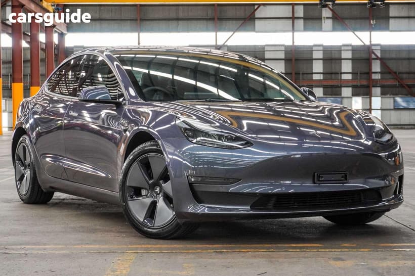 Silver 2023 Tesla Model 3 Sedan Long Range