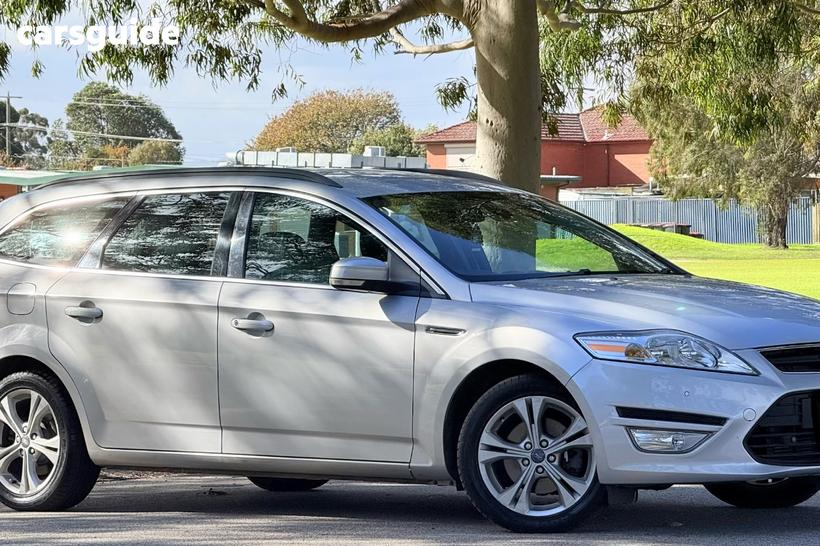 Silver 2015 Ford Mondeo Hatchback Titanium Tdci