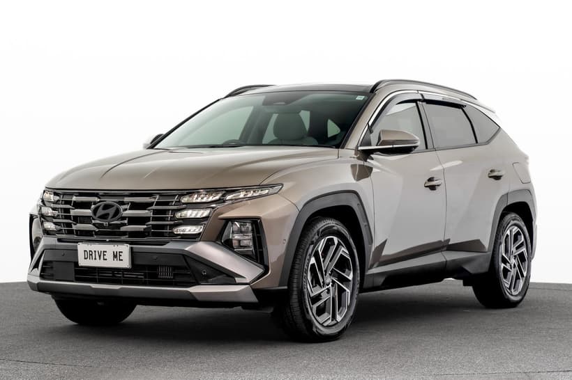 Gold 2025 Hyundai Tucson Wagon Premium Hybrid (Awd)