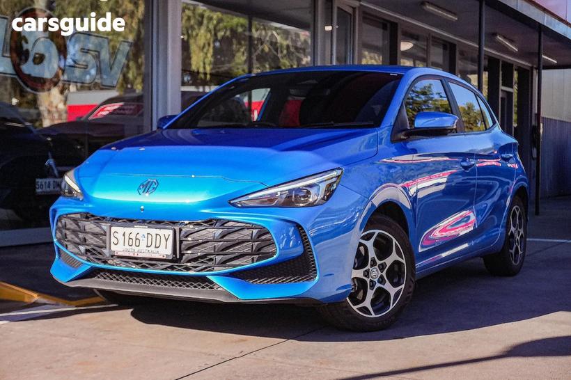 Blue 2024 MG MG3 Hatchback Essence Hybrid+