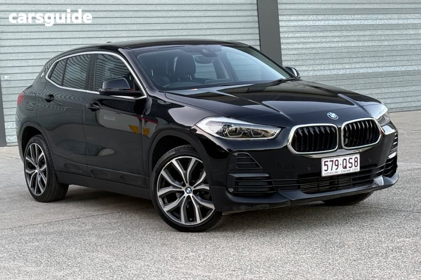 Black 2021 BMW X2 Wagon Sdrive18I