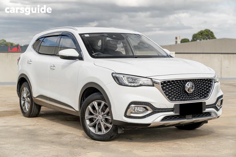 White 2022 MG HS Wagon Vibe