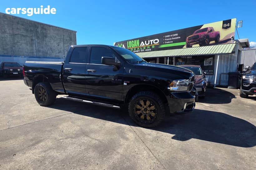 Black 2019 RAM 1500 Coach Black Pack (4X4)