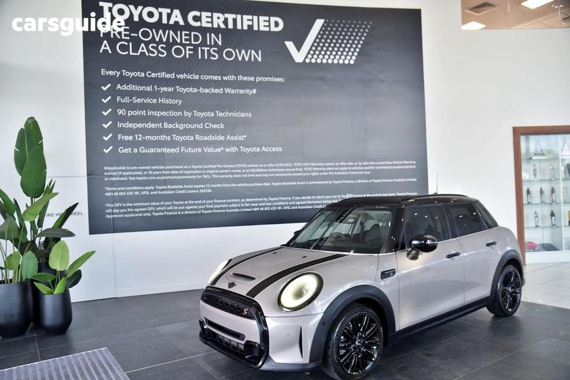 Grey 2021 Mini Cooper Hatchback S Classic 5D Hatch