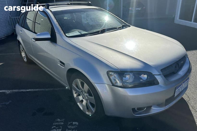 Silver 2009 Holden Commodore SUV INTERNTIONAL