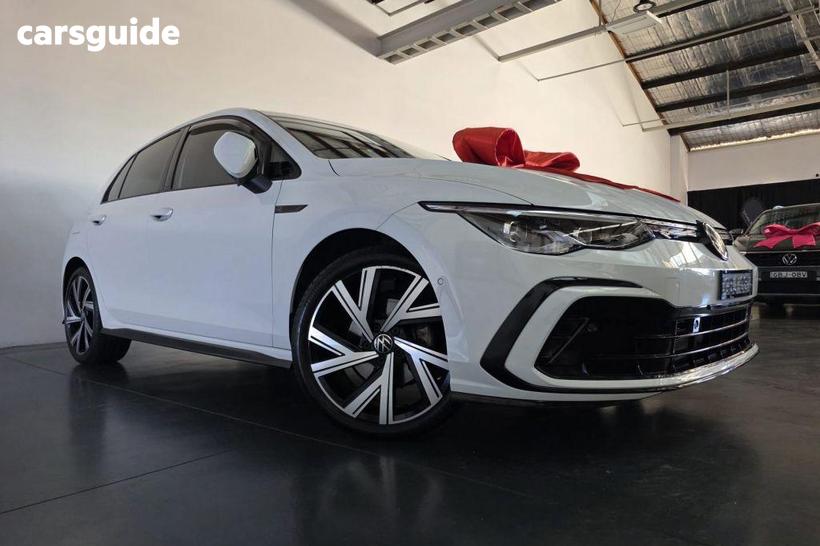 White 2024 Volkswagen Golf Hatchback 110Tsi R-Line