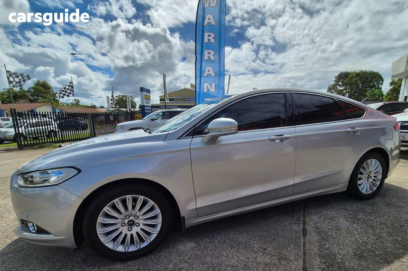 Silver 2016 Ford Mondeo Hatchback Trend Tdci