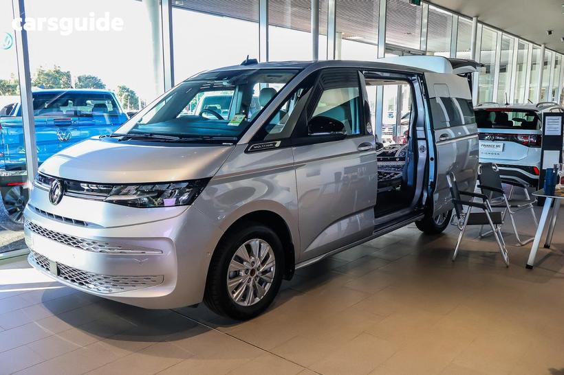 Silver 2025 Volkswagen Multivan Wagon Life Swb Tdi360