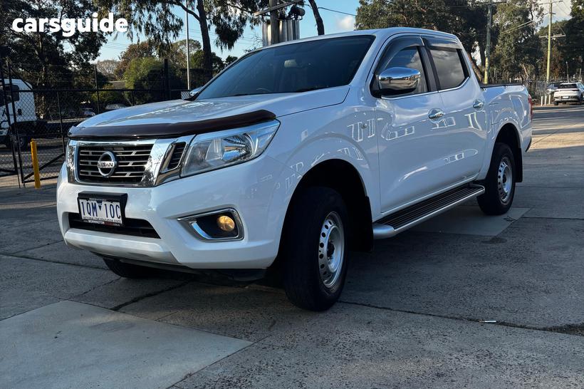 White 2019 Nissan Navara Dual Cab Pick-up Rx (4X4)