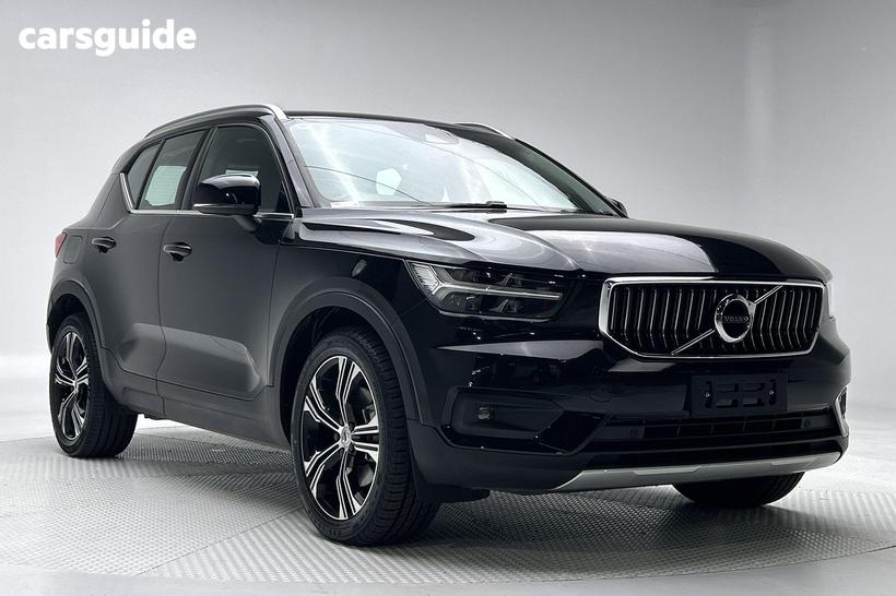 Black 2021 Volvo XC40 Wagon T4 Inscription (Awd)