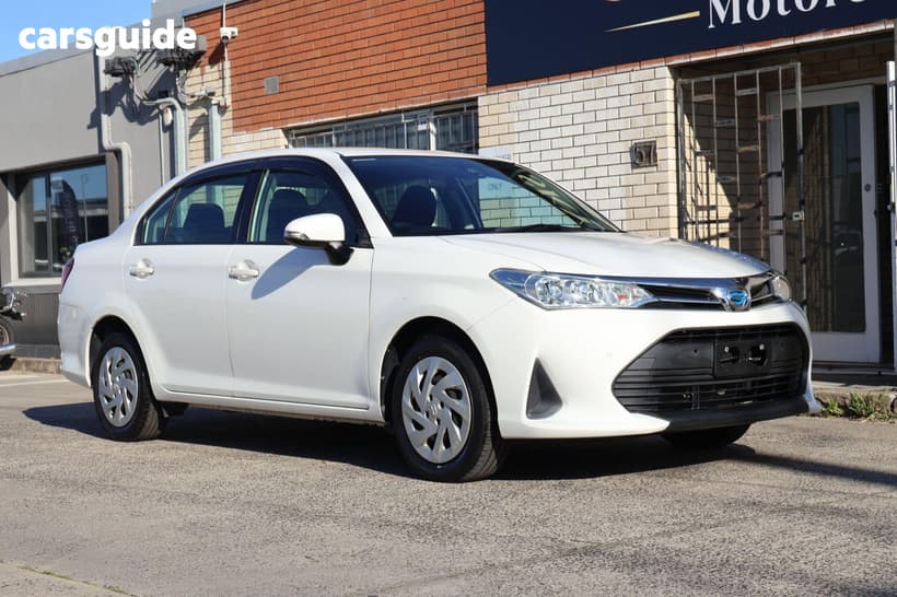 White 2020 Toyota Corolla Sedan AXIO (HYBRID) NKE165