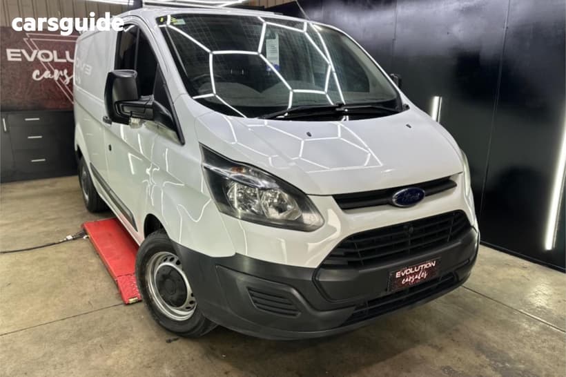 White 2015 Ford Transit Custom Van 290S (Swb)