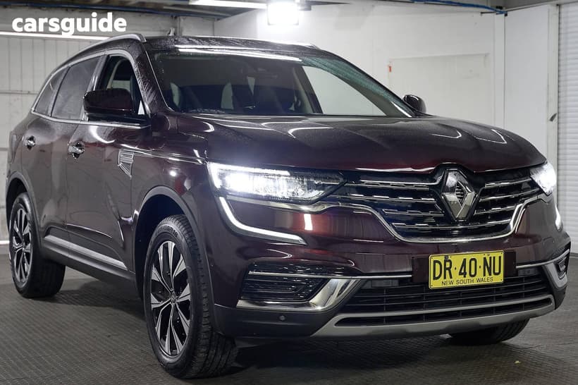 Red 2023 Renault Koleos Wagon Zen (4X2)