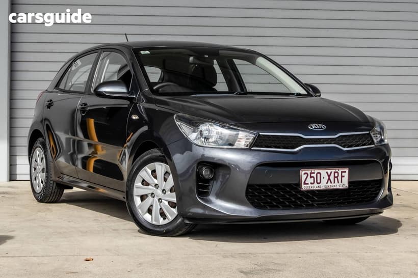 Grey 2017 Kia RIO Hatchback S