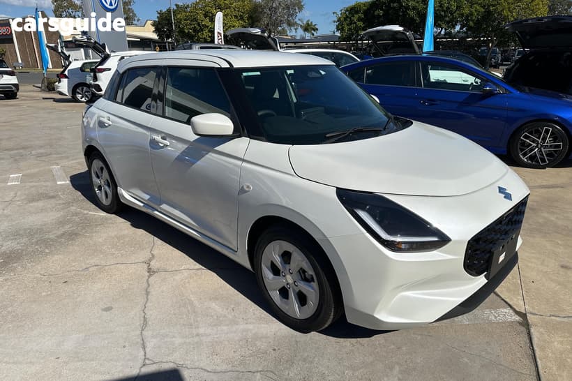 White 2025 Suzuki Swift Hatchback Hybrid Plus