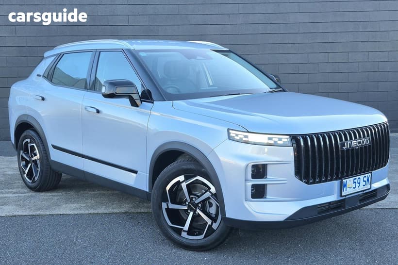 Silver 2025 Jaecoo J7 Wagon Core
