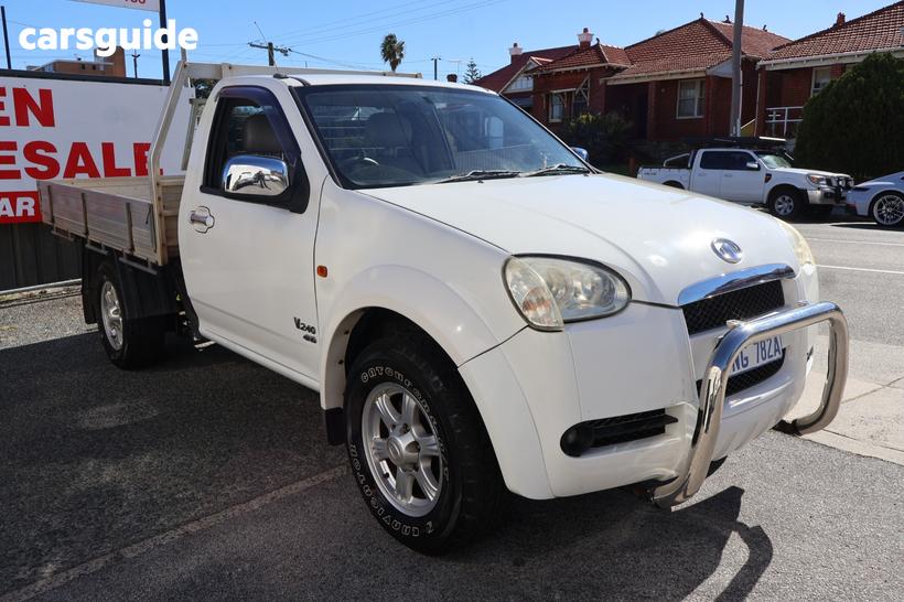 White 2011 Great Wall V240 Cab Chassis (4X4)
