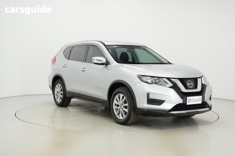 Silver 2018 Nissan X-Trail SUV