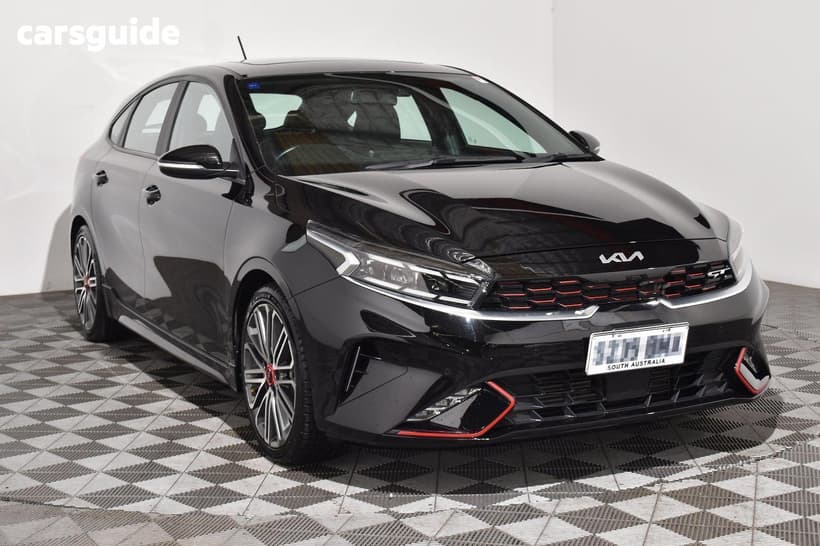 Black 2023 Kia Cerato Hatchback Gt