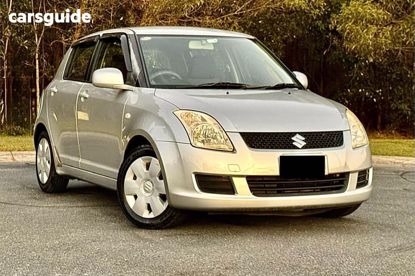 Silver 2010 Suzuki Swift Hatchback