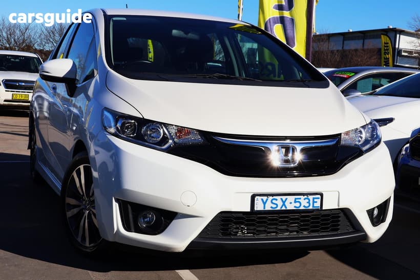 White 2016 Honda Jazz Hatchback Vti-L