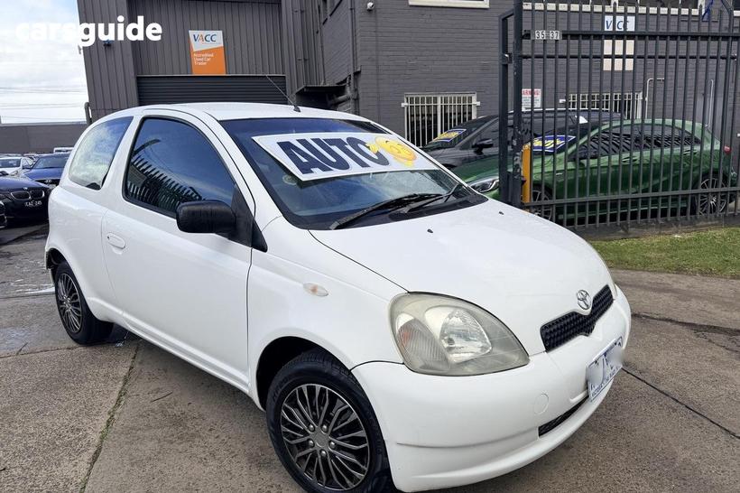 White 2002 Toyota Echo Hatchback