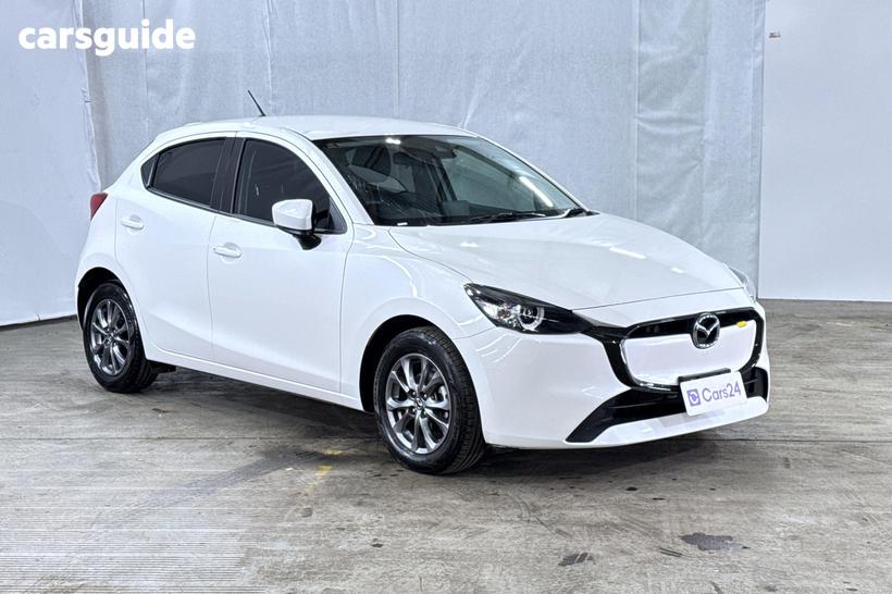 White 2024 Mazda 2 Hatchback G15 Pure